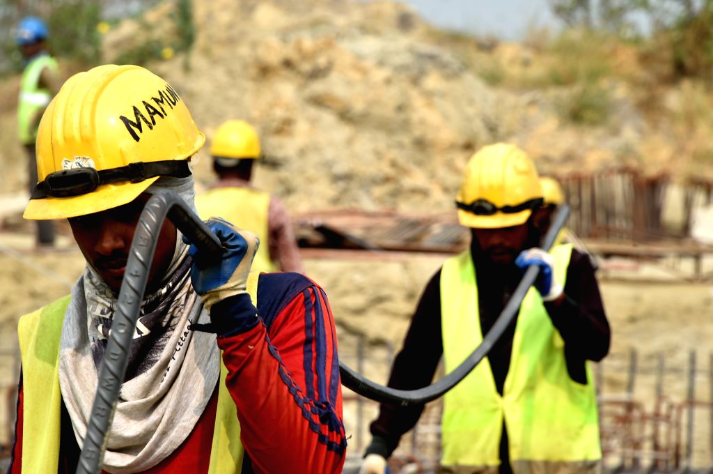 dhaka-dec-15-2019-laborers-work-at-a-sewage-954839.jpg